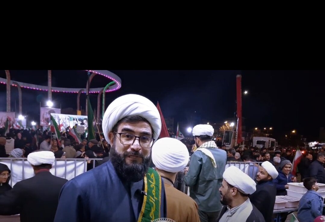 فیلم| پذیرایی از مردم توسط روحانیون شهرستان زرندیه