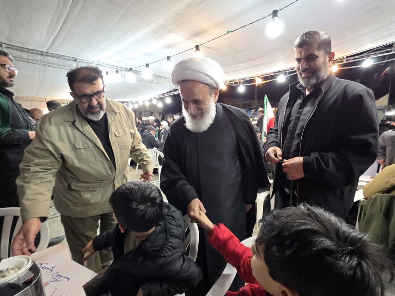 حضور حجت‌الاسلام والمسلمین پناهیان در موکب هنر و رسانه