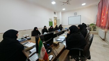 برنامه‌ریزی سوگواره اربعین امام شهید در مدرسه علمیه الزهرا (س) یزد