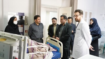 عیادت فرماندار کاشان از مجروحان حادثه تجاوز دشمن صهیونی آمریکایی