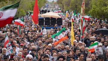 تصاویر/ تجمع مردم دارالمومنین خوی در روز اربعین شهادت قائد امت