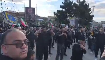 فیلم | عزاداران شهر کارچان در حسینیه شهدا ایران موکب اراک