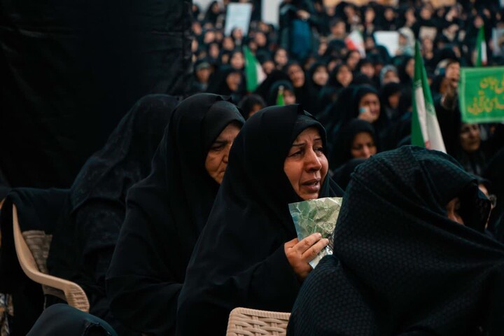 تصاویر | اجتماع باشکوه بانوان زنجانی در مصلای خاتم الانبیــاء ﷺ