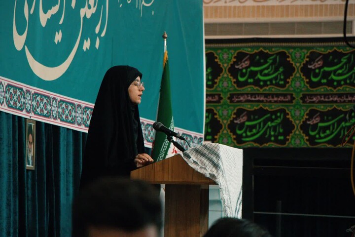 تصاویر | اجتماع باشکوه بانوان زنجانی در مصلای خاتم الانبیــاء ﷺ