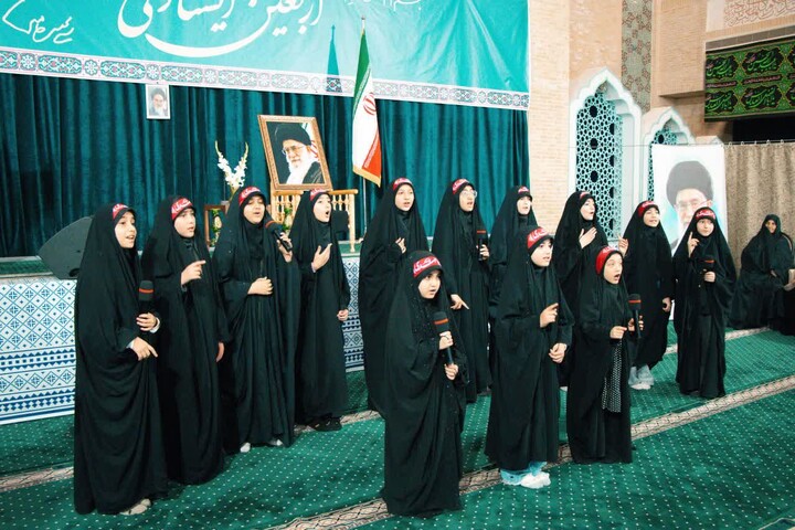 تصاویر | اجتماع باشکوه بانوان زنجانی در مصلای خاتم الانبیــاء ﷺ