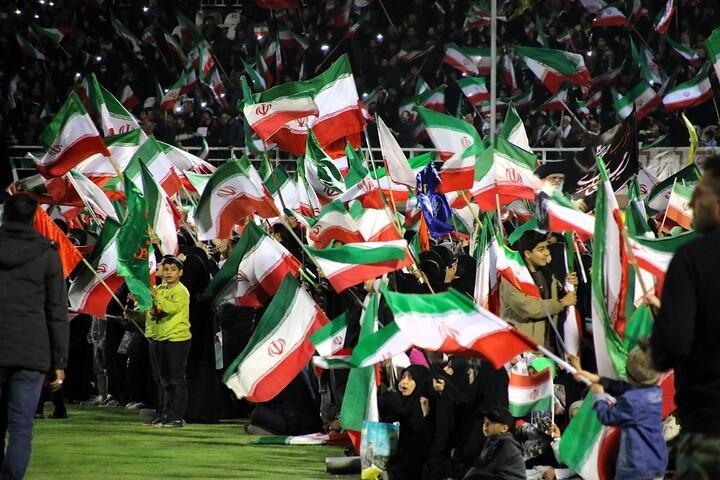 تصاویر/چهلم امام شهید در ورزشگاه شهید باهنر کرمان