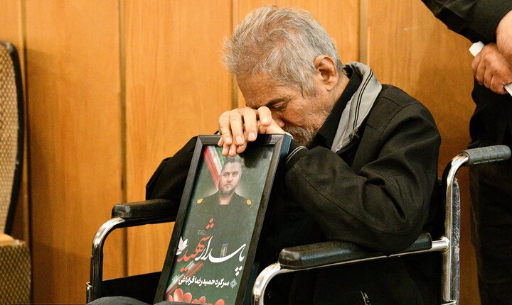 تصاویر/ مراسم تجلیل از خانواده شهدای شهر ری