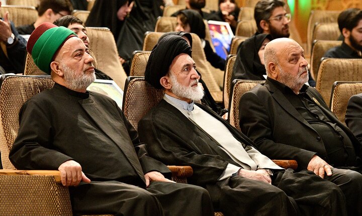 تصاویر/ مراسم تجلیل از خانواده شهدای شهر ری
