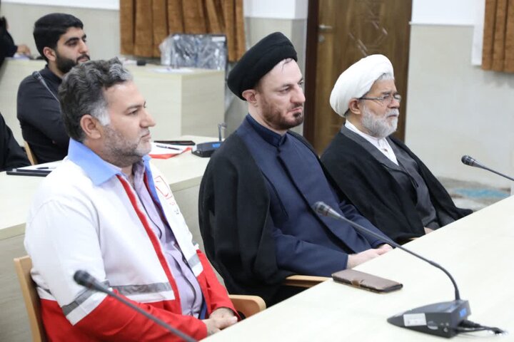 اولین جلسه آموزش کمک های اولیه حوزه علمیه استان یزد برگزار شد
