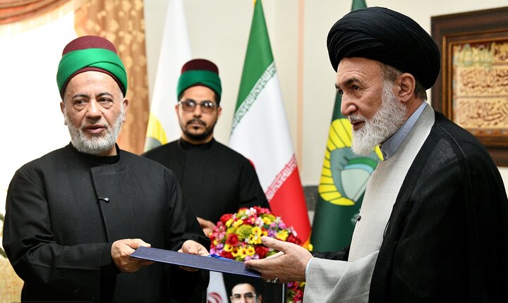 تصاویر/ تشرف قائم مقام تولیت حرم امام حسین(ع) به حرم حضرت عبدالعظیم(ع)