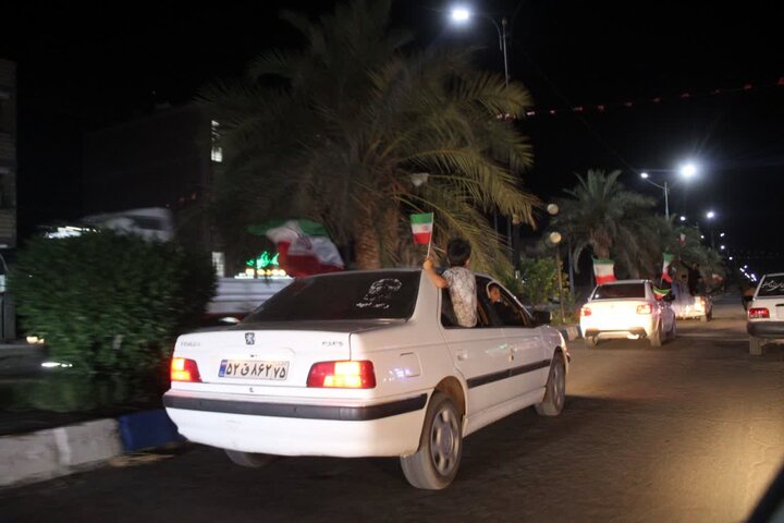 تصاویر/ شب سی‌ونهم دفاع خیابان در جازموریان