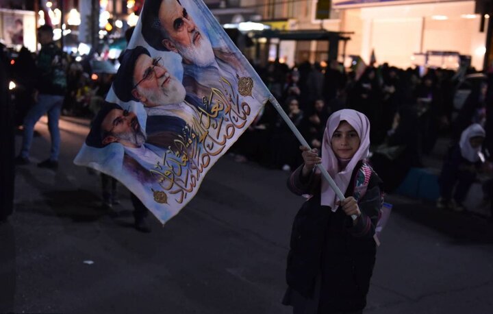 تصاویر/ گرامیداشت شهدای دانش‌آموز میناب در شادآباد تهران