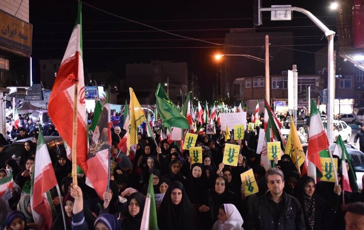 تصاویر/ گرامیداشت شهدای دانش‌آموز میناب در شادآباد تهران