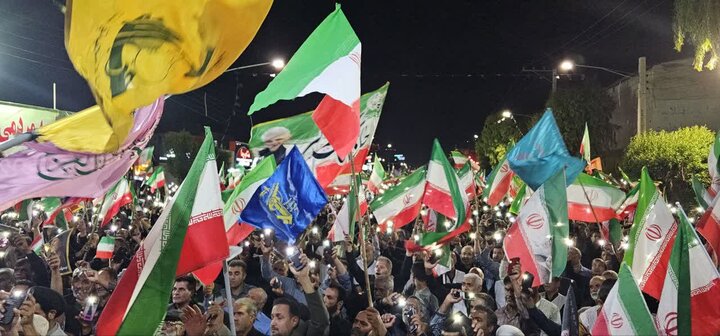 تصاویر/ شب سی‌ونهم دفاع خیابان در جیرفت