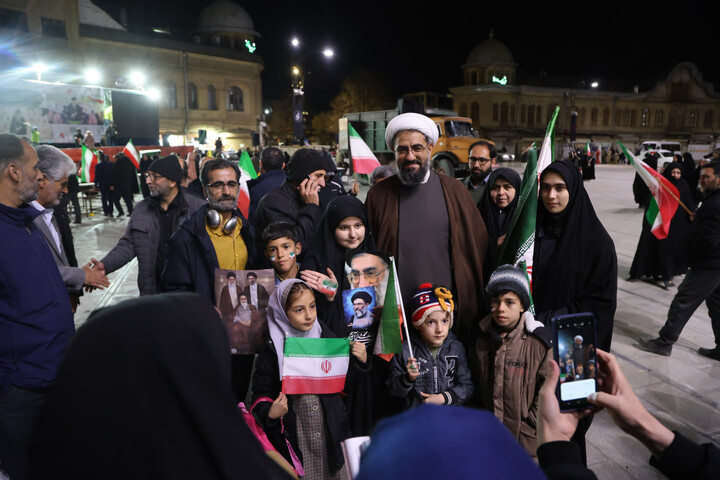 تصاویر / آیین اربعین شهادت قائد امت و دانش‌آموزان میناب در همدان