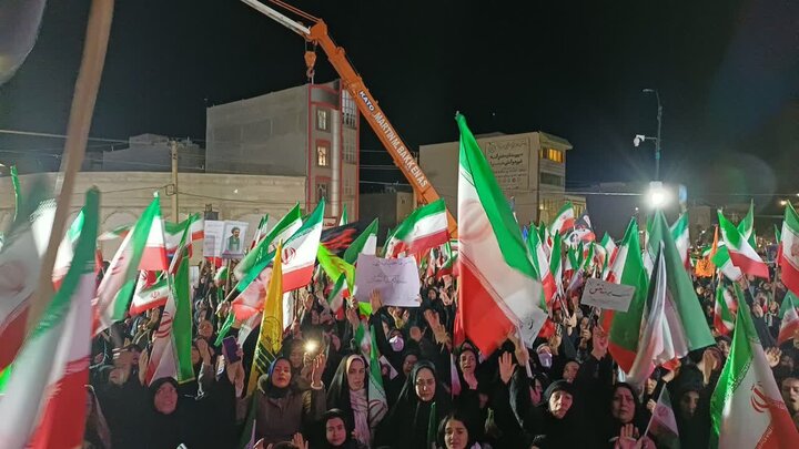 تصاویر/سی و نهمین گردهمایی مردم شهرستان مامونیه در میدان امام حسین (ع)