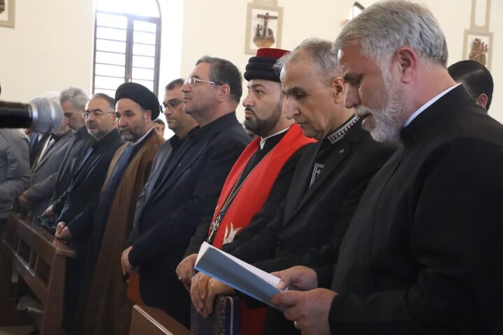تصاویر/ برگزاری مراسم چهلمین روز شهادت رهبر معظم انقلاب در کلیسای کاتولیک آشوری و کلدانی ارومیه
