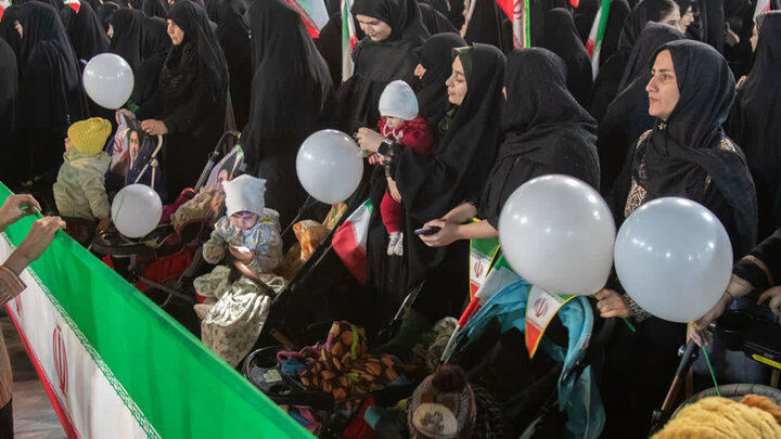 تصاویر /سی و نهمین تجمع مردمی شهرستان آران و بیدگل در نجف ایران؛