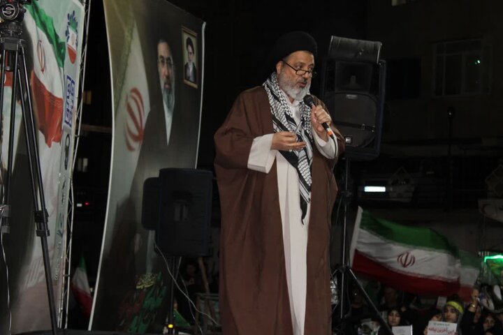 تصاویر/ تجمع مردم ماکو در حمایت از نظام اسلامی و نیروهای مسلح