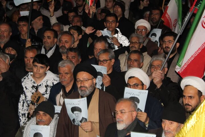 تصاویر/ تجمع مردم ماکو در حمایت از نظام اسلامی و نیروهای مسلح