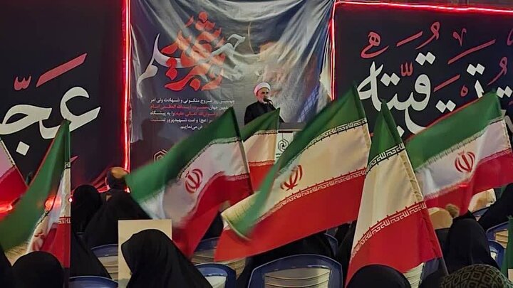تصاویر/ مراسم بزرگداشت چهلمین روز شهادت امام خامنه‌ای به همت حوزه علمیه آذربایجان غربی