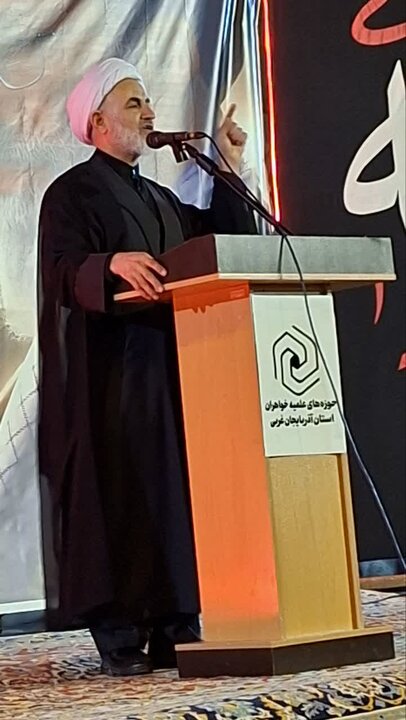 تصاویر/ مراسم بزرگداشت چهلمین روز شهادت امام خامنه‌ای به همت حوزه علمیه آذربایجان غربی
