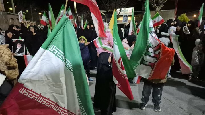 تصاویر /  تجمع مردمی رینه در ایستگاه نوزدهم فروردین