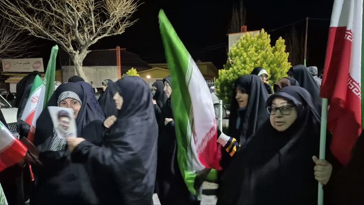 تصاویر /  تجمع مردمی رینه در ایستگاه نوزدهم فروردین