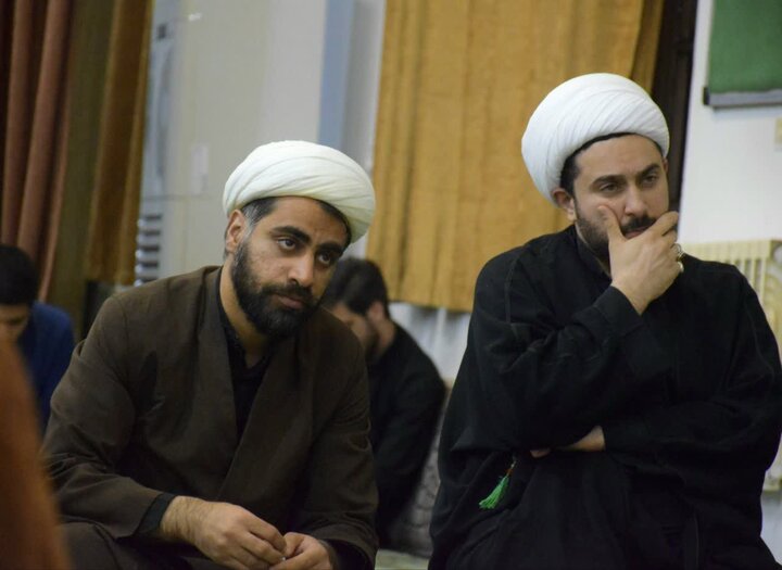 تصاویر / مراسم اربعین شهادت قائد امّت (قدّس سرّه) در مدرسه علمیه خاتم الانبیاء (ص) بابل