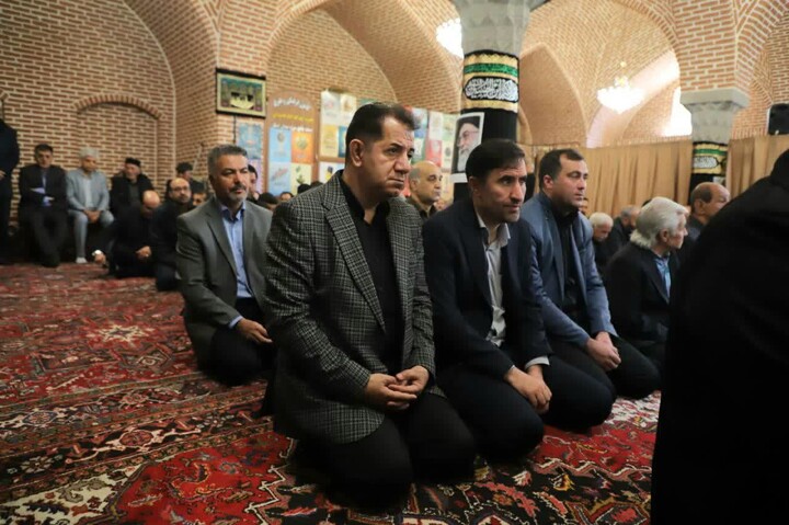 تصاویر / مراسم چهلم رهبر شهید در اسکو