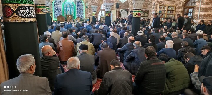 تصاویر / مراسم چهلم رهبر شهید در اسکو