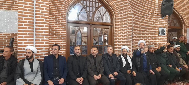 تصاویر / مراسم چهلم رهبر شهید در اسکو