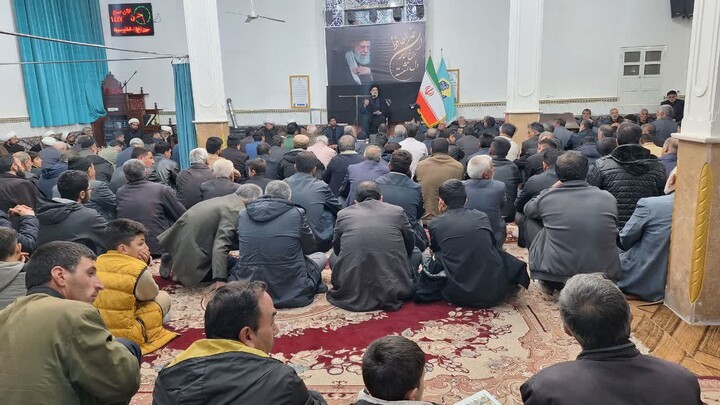 تصاویر / مراسم چهلم رهبر شهید در کلوانق