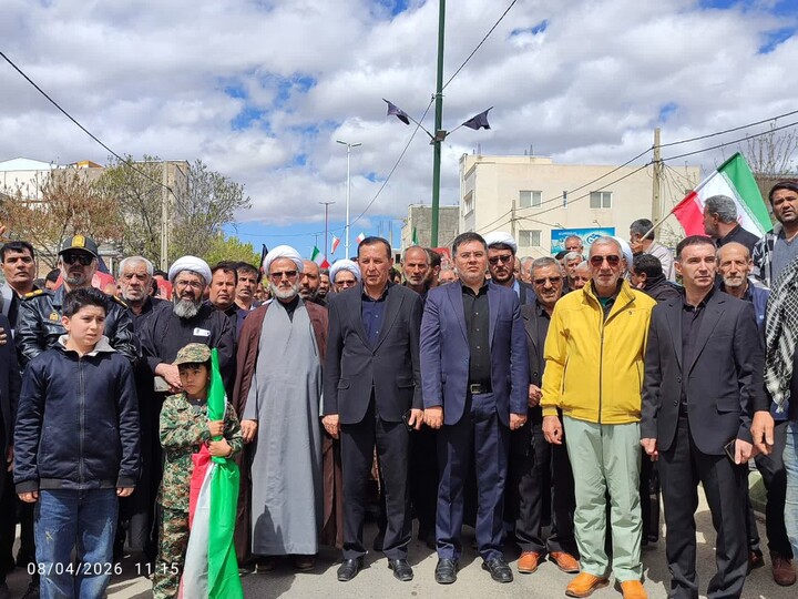 تصاویر / مراسم چهلم رهبر شهید در ماهنشان