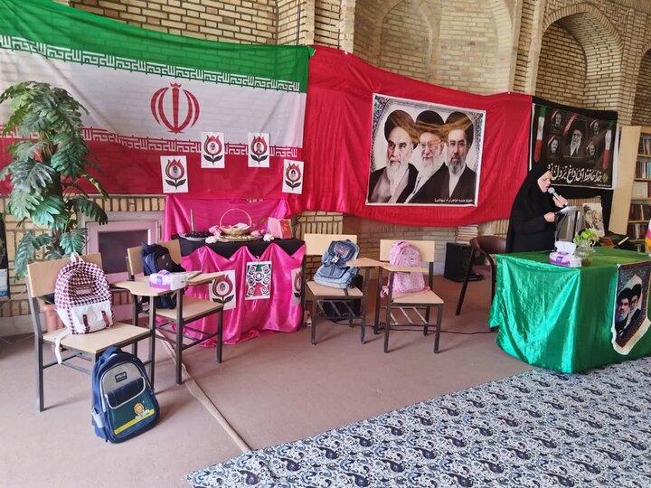 تصاویر/تجدید میثاق بانوان طلبه تفت با آرمان‌های رهبر شهید در  آیین چهلمین روز عروج امام  شهید امت و شهدای میناب