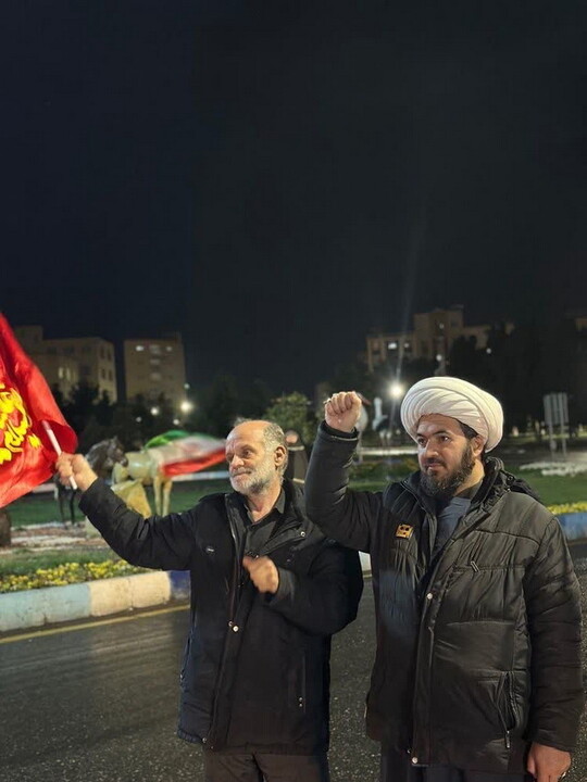 تصاویر / برپایی موکب گروه جهادی معین الضعفا تبریز در کنار حماسه آفرینی های مردم