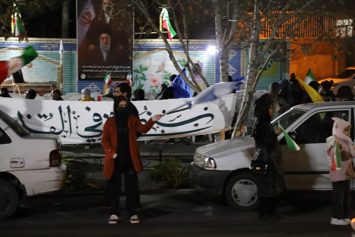 تصاویر / برپایی موکب گروه جهادی معین الضعفا تبریز در کنار حماسه آفرینی های مردم