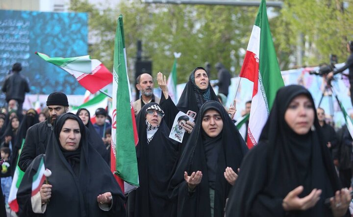 Photos/Hommage à Minab : Commémoration des élèves martyrs à Téhéran
