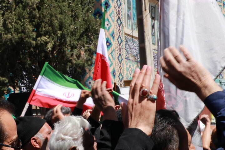 تصاویر/ عزاداری هیئات مذهبی شهرستان کرمان در مسیر منتهی به گلزار شهدای کرمان در اربعین قائد امت