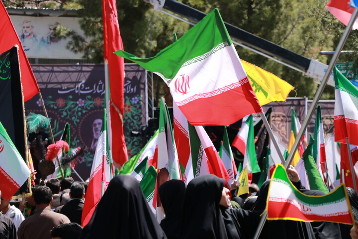 تصاویر/ عزاداری هیئات مذهبی شهرستان کرمان در مسیر منتهی به گلزار شهدای کرمان در اربعین قائد امت
