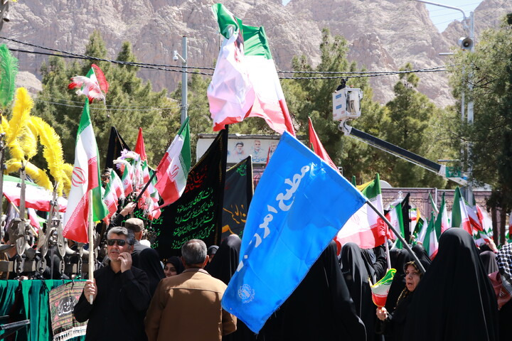 تصاویر/ عزاداری هیئات مذهبی شهرستان کرمان در مسیر منتهی به گلزار شهدای کرمان در اربعین قائد امت