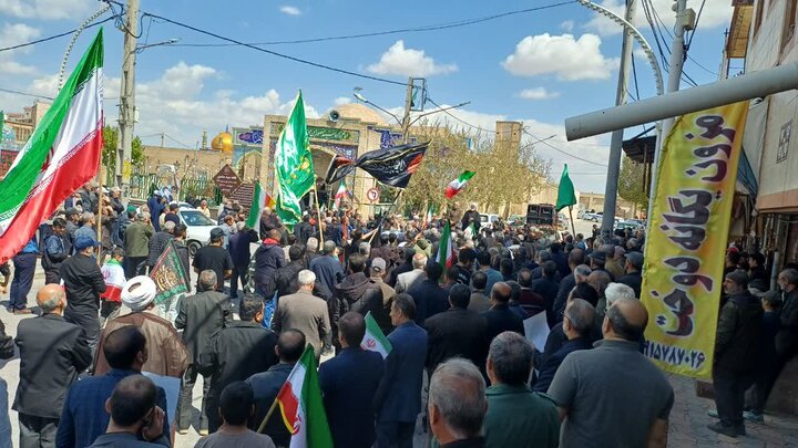 تصاویر/اجتماع عزاداری و حرکت دسته‌جمعی در چهلم شهادت قائد امت و شهدای والامقام در زرندیه
