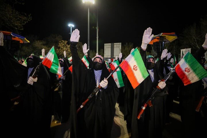 تصاویر / مراسم اربعین شهید ووداع با شهید جنگ رمضان