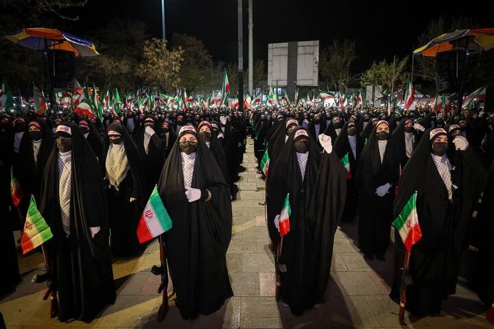 تصاویر / مراسم اربعین شهید ووداع با شهید جنگ رمضان