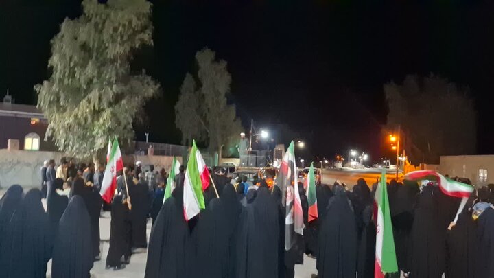 تصاویر/ فعالیت های مدرسه علمیه الزهرا(س) شهداد در جنگ تحمیلی سوم