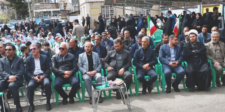 تصاویر/ مراسم گرامیداشت چهلمین روز شهادت دانش آموزان مدرسه شجره طیبه میناب در شهرستان سلماس