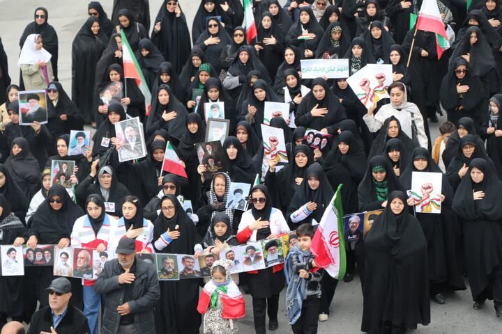 تصاویر/ عزاداری مردم ماکو در چهلمین روز شهادت رهبر شهید انقلاب