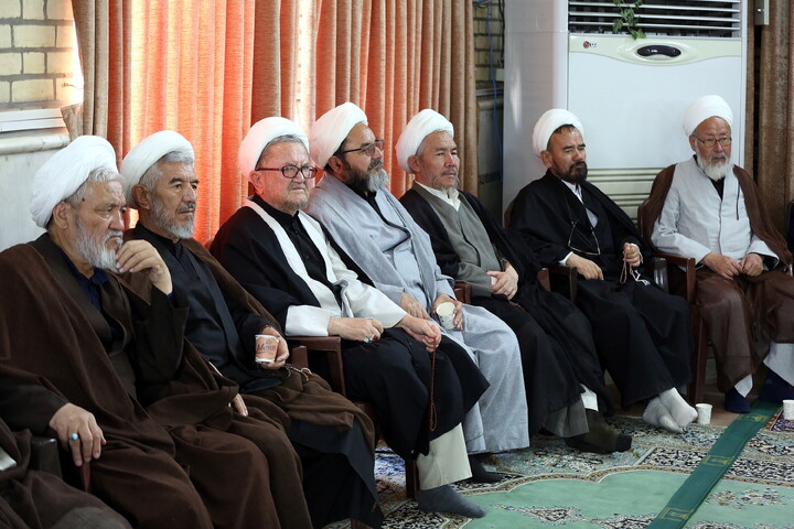 تصاویر/ اجتماع علما و طلاب افغانستانی حوزه علمیه قم به مناسبت چهلمین روز شهادت رهبر شهید