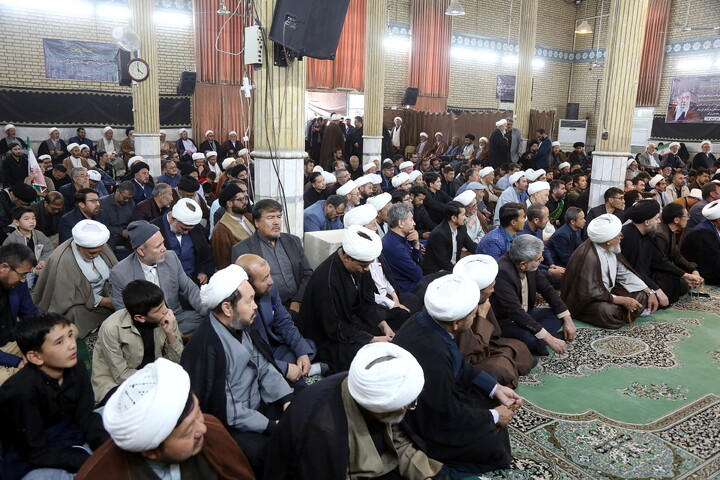 تصاویر/ اجتماع علما و طلاب افغانستانی حوزه علمیه قم به مناسبت چهلمین روز شهادت رهبر شهید