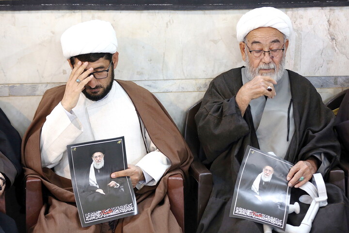 تصاویر/ اجتماع علما و طلاب افغانستانی حوزه علمیه قم به مناسبت چهلمین روز شهادت رهبر شهید